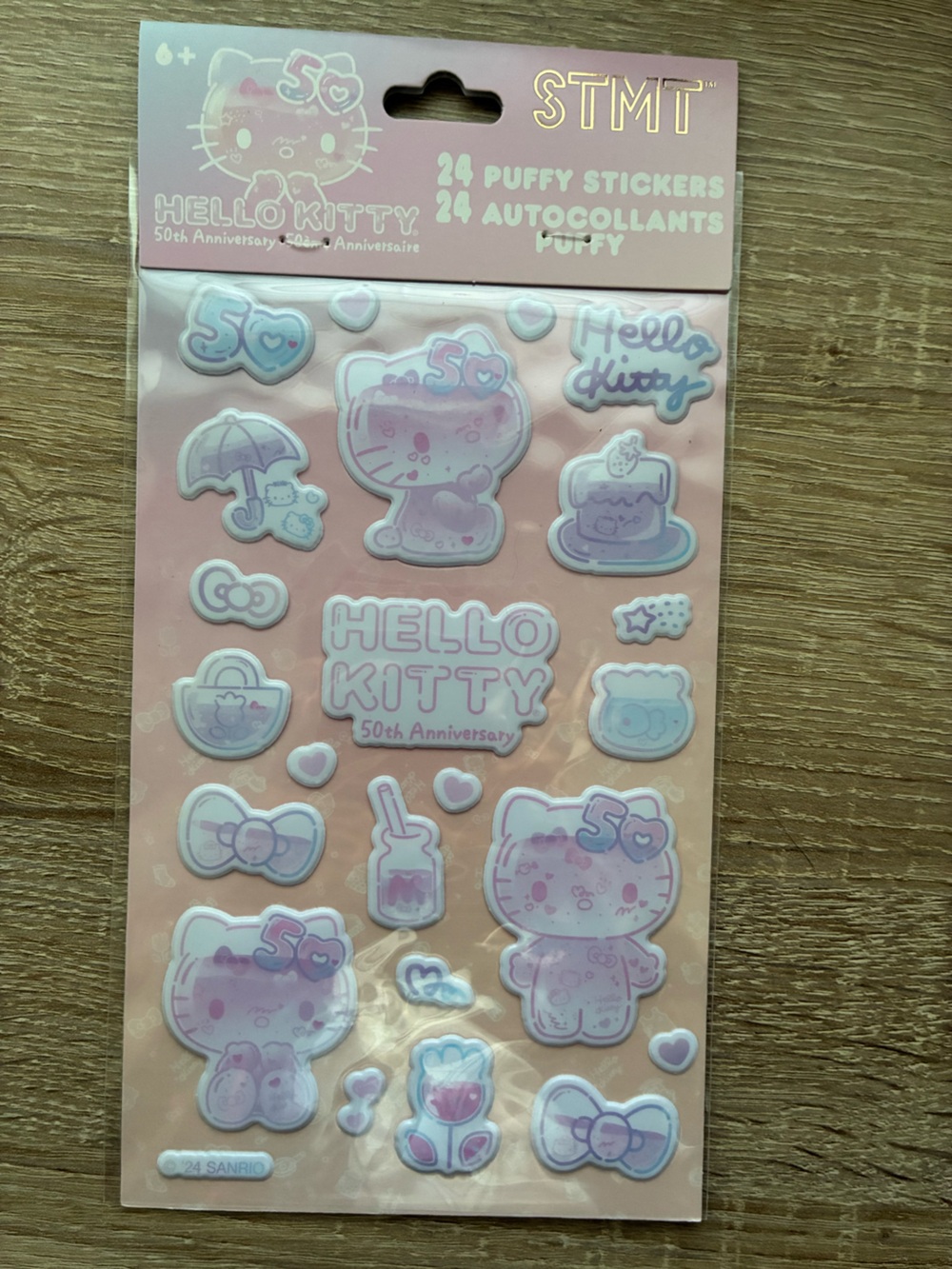 My Melody and Kuromi and Hello Kitty Bundle - Puzzle and Stickers - Picture 6 of 12